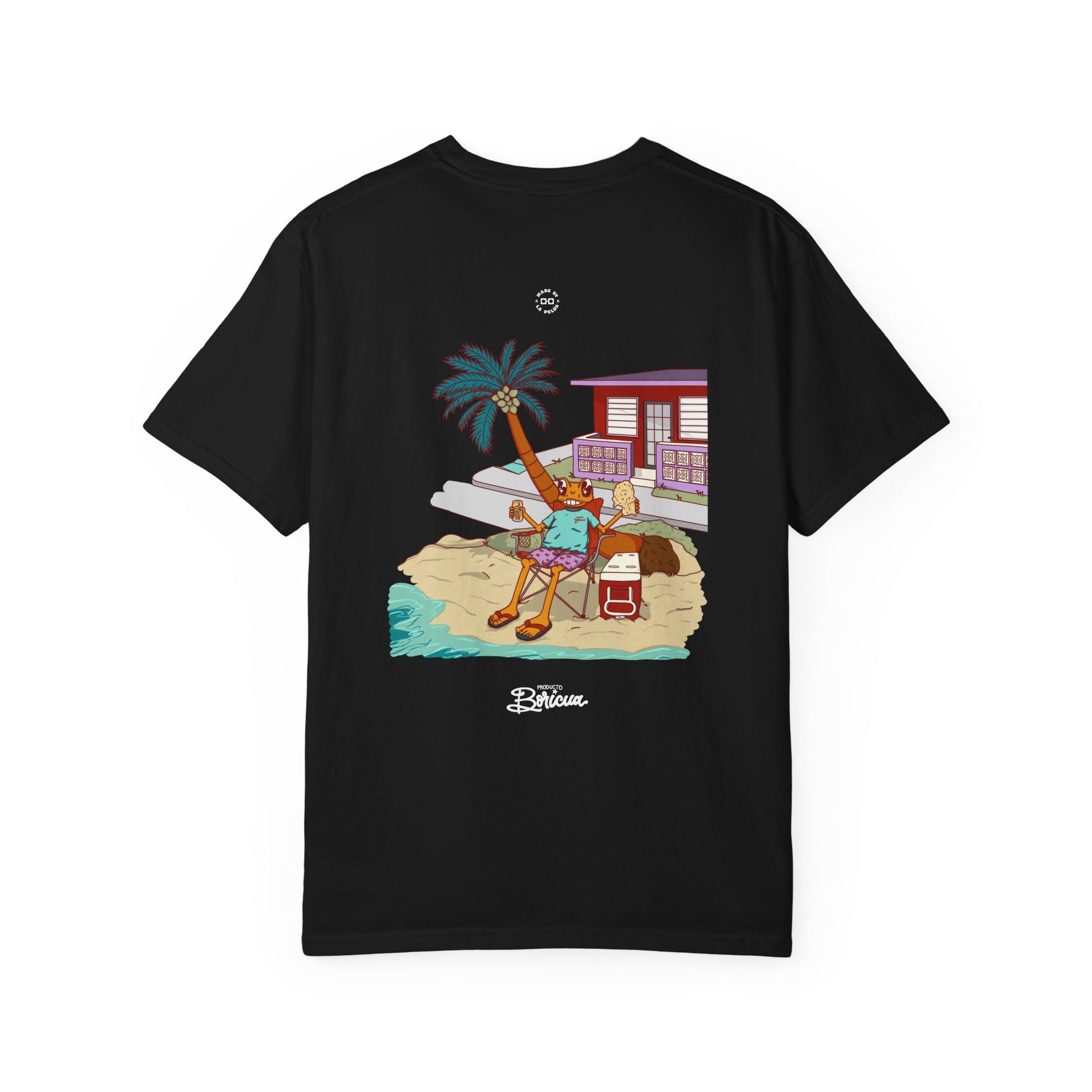 Concho en la playa en PR - Boricua T-Shirt