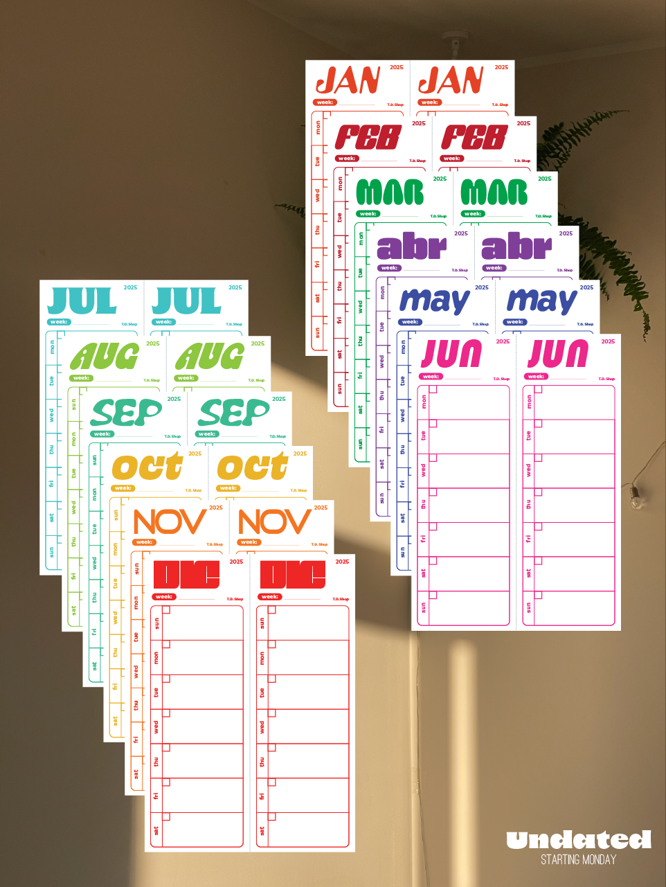 Funky 2025 Weekly Calendar (Dated&Undated)